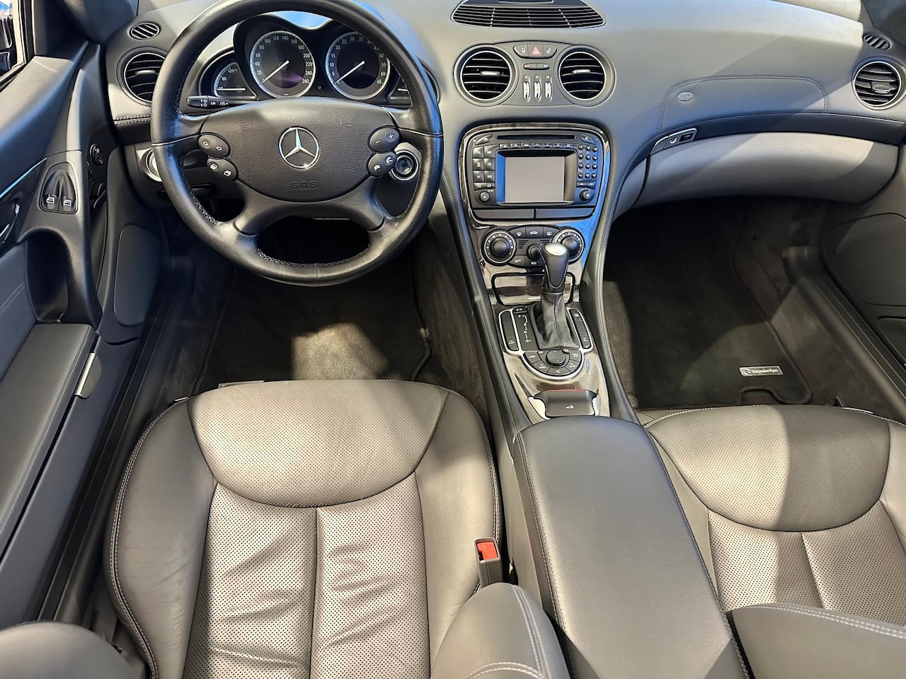 Mercedes-Benz SL-klasse Cabrio - 350 | Volledige onderhoudshistorie