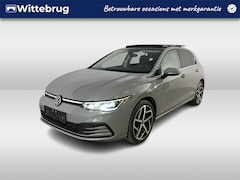 Volkswagen Golf - 1.4 eHybrid Style / AUTOMAAT/ PANO/ IQ LIGHT/ HEAD-UP DISPLAY/ KEYLESS/ ELEKTR. STOEL/ DIG