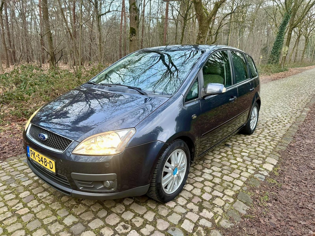 Ford Focus C-Max - 1.8-16V ghia apk tot 12-2026!! vol opties - AutoWereld.nl