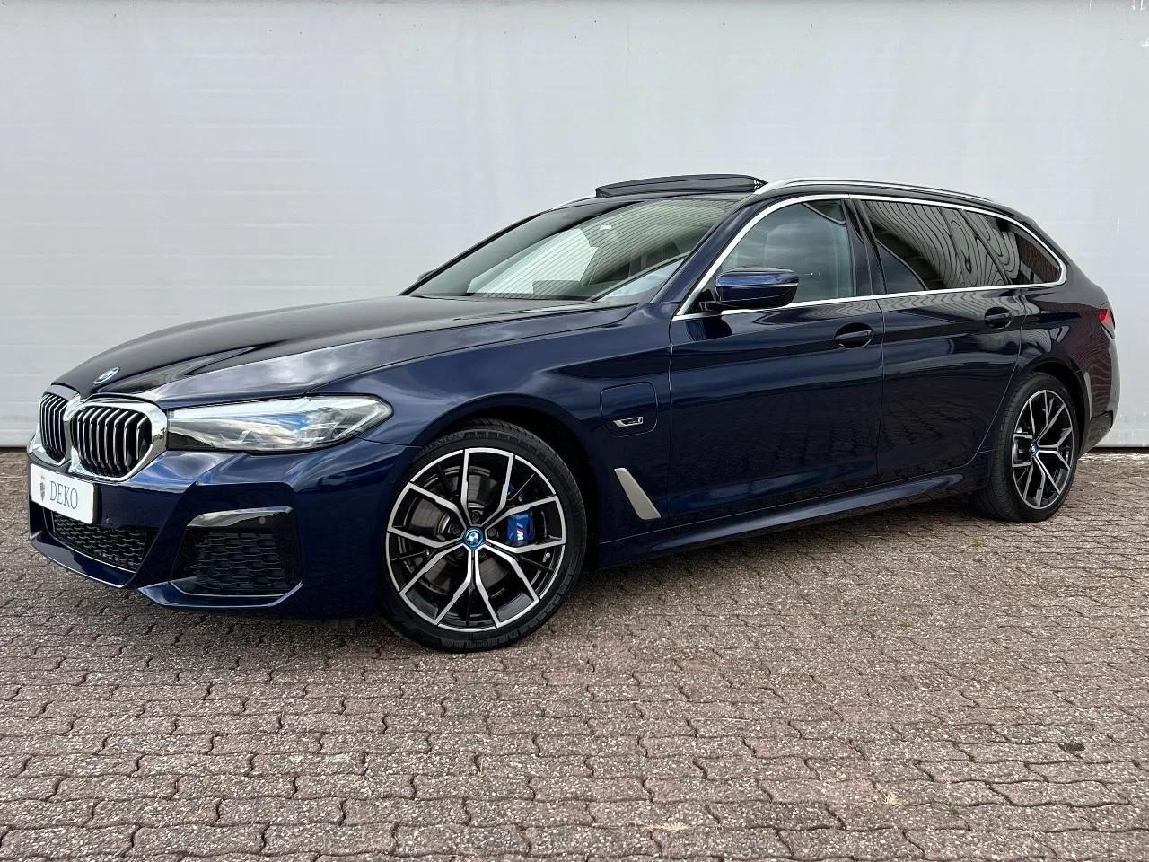 BMW 5-serie Touring - 530e PHEV | SOH 91% |  M Sport | Panoramadak | Sportstoelen | Nieuwstaat! - AutoWereld.nl