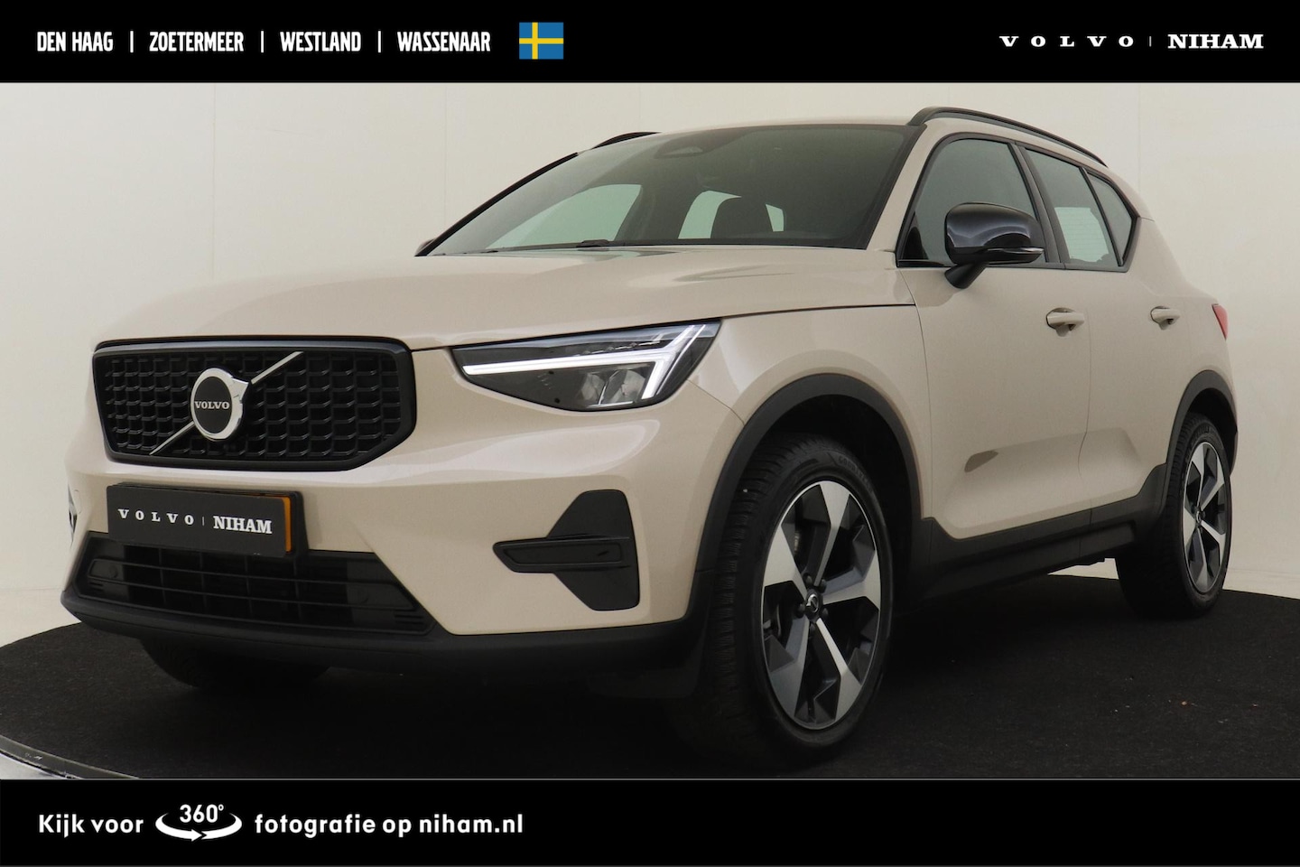 Volvo XC40 - B4 (M-HYBRID) PLUS DARK -CAMERA|ADAP.CRUISE|VERW.VOORRUIT|TREKHAAK|HARMAN/KARDON|19" - AutoWereld.nl