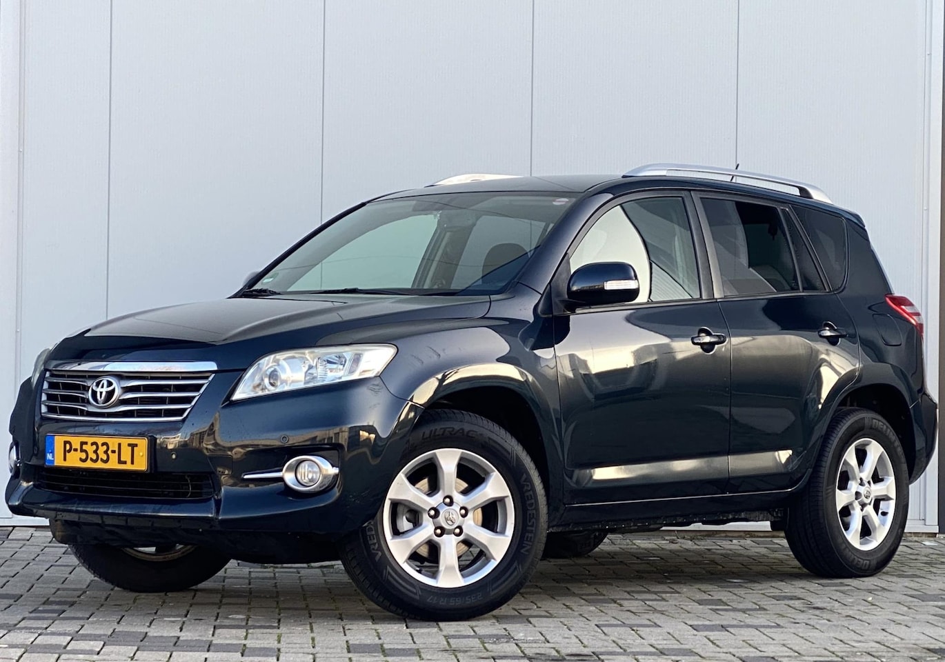 Toyota RAV4 - 2.0 VVTi 4WD AUTOMAAT Executive Business NAVI CAMERA - AutoWereld.nl