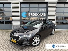 Skoda Octavia Combi - 1.5 e-TSI 150 pk Business Edition 7-DSG | Trekhaak | Parkeersensoren | Navigatie |
