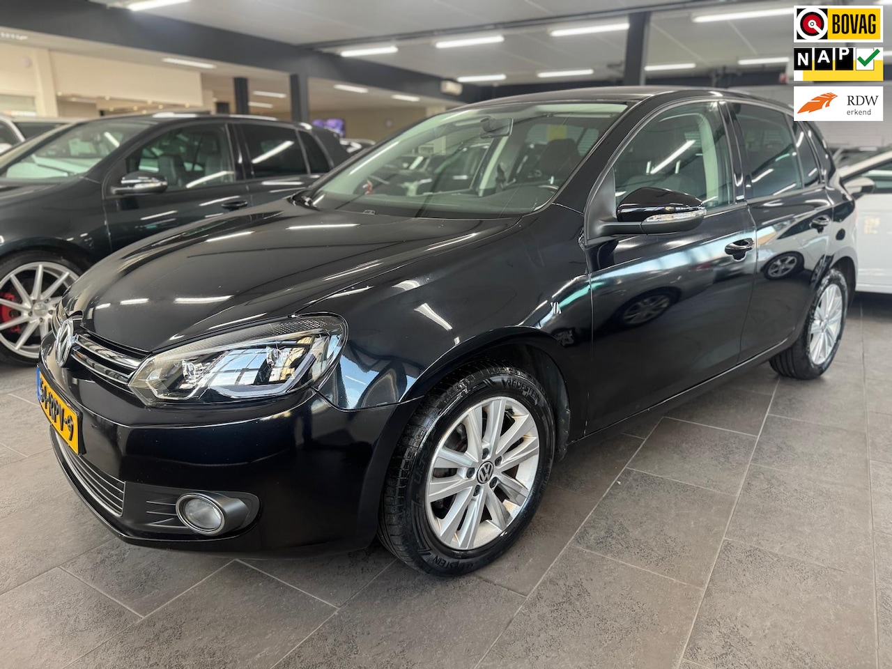 Volkswagen Golf - 1.2 TSI Style BlueMotion clima cruise controle om-velgen elektrische pakket goed onderhoud - AutoWereld.nl