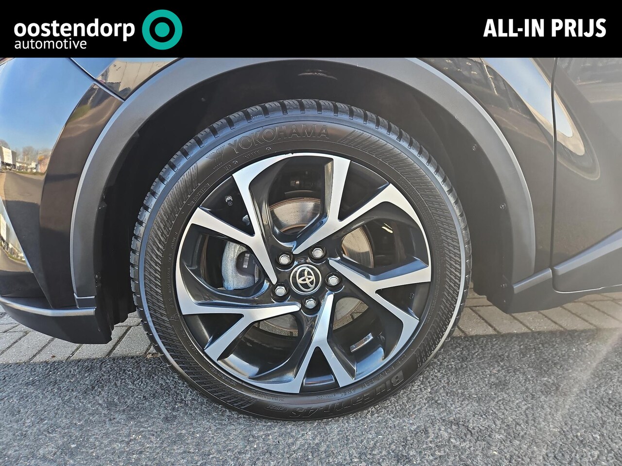 Toyota C-HR - 1.8 Hybrid Dynamic 1.8 Hybrid Dynamic (Navigatie - Sensoren V+A) - AutoWereld.nl