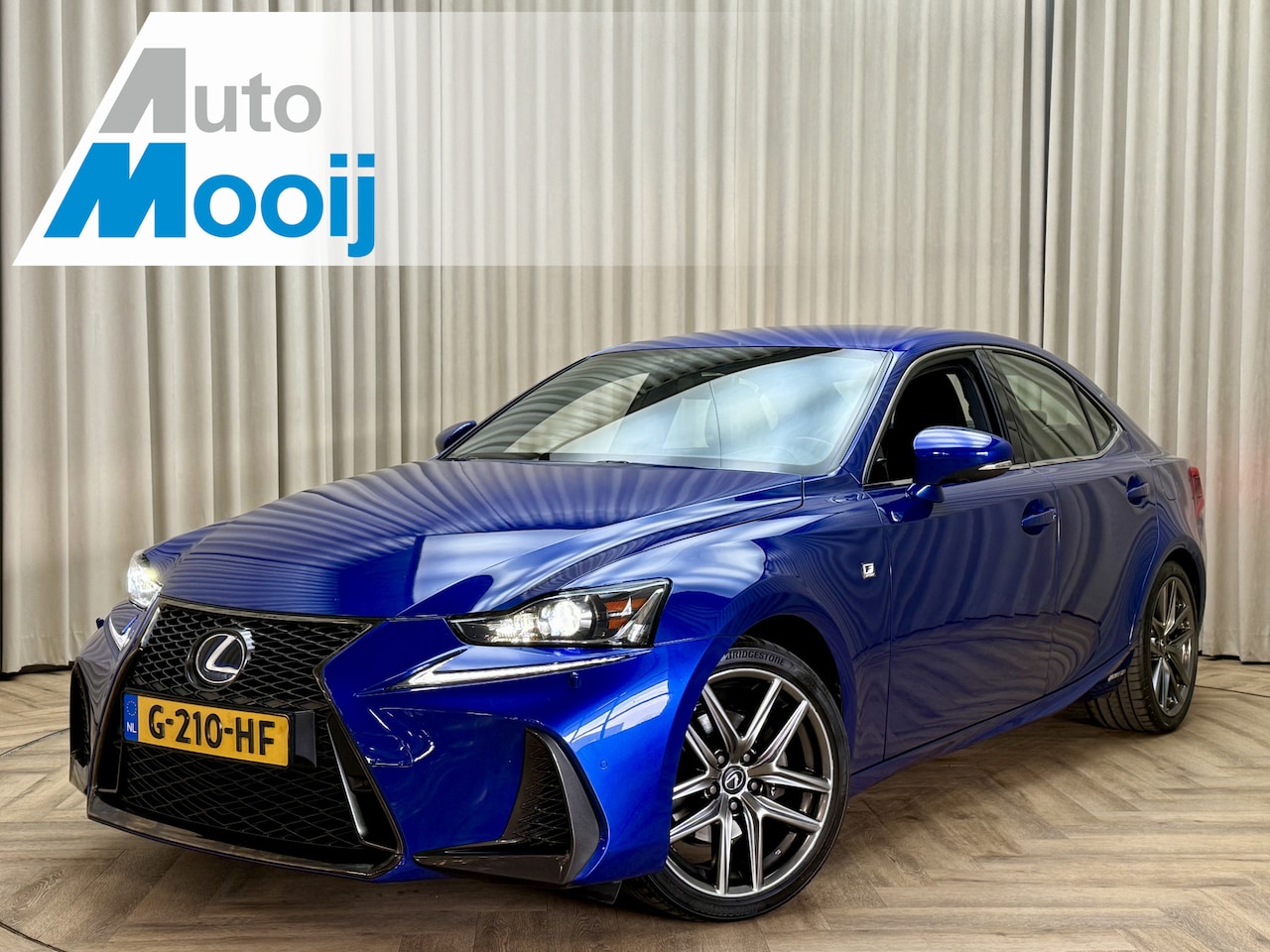 Lexus IS - 300h Hybrid F-Sport Line Org.NL! / LFA Cockpit / Leder/Alcantara / Camera / Elek. Stoelen - AutoWereld.nl
