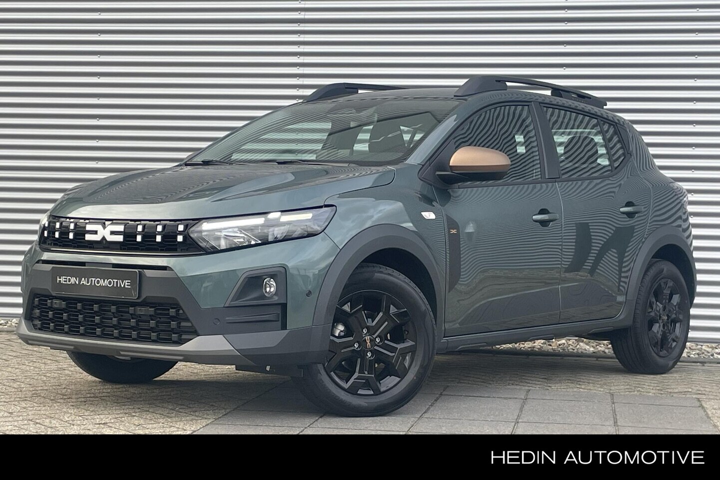 Dacia Sandero - 1.0 TCe 100 limited edition | Rondom Camera |Apple Carplay/Android Auto | Cruise control | - AutoWereld.nl