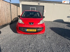 Peugeot 107 - 1.0-12V XR