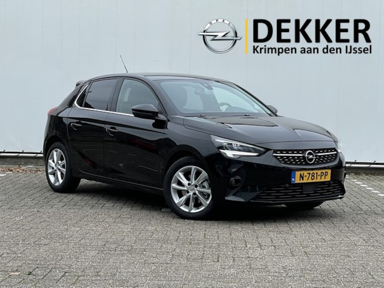 Opel Corsa - 1.2 Turbo Elegance Automaat met Navi/Camera, Climate Controle, Stoelverwarming - AutoWereld.nl