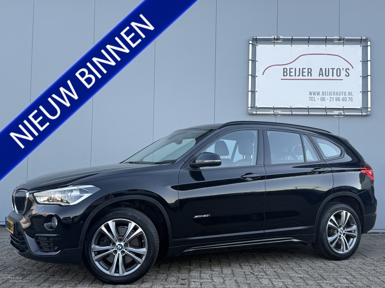 BMW X1 - xDrive20i Automaat Navigatie/Leer/Camera/18inch. - AutoWereld.nl