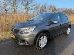 Peugeot 2008 - 1.2 PureTech Signature | CARPLAY | HOGE INSTAP | CRUISE CONTROL | CAMERA | NAVI |