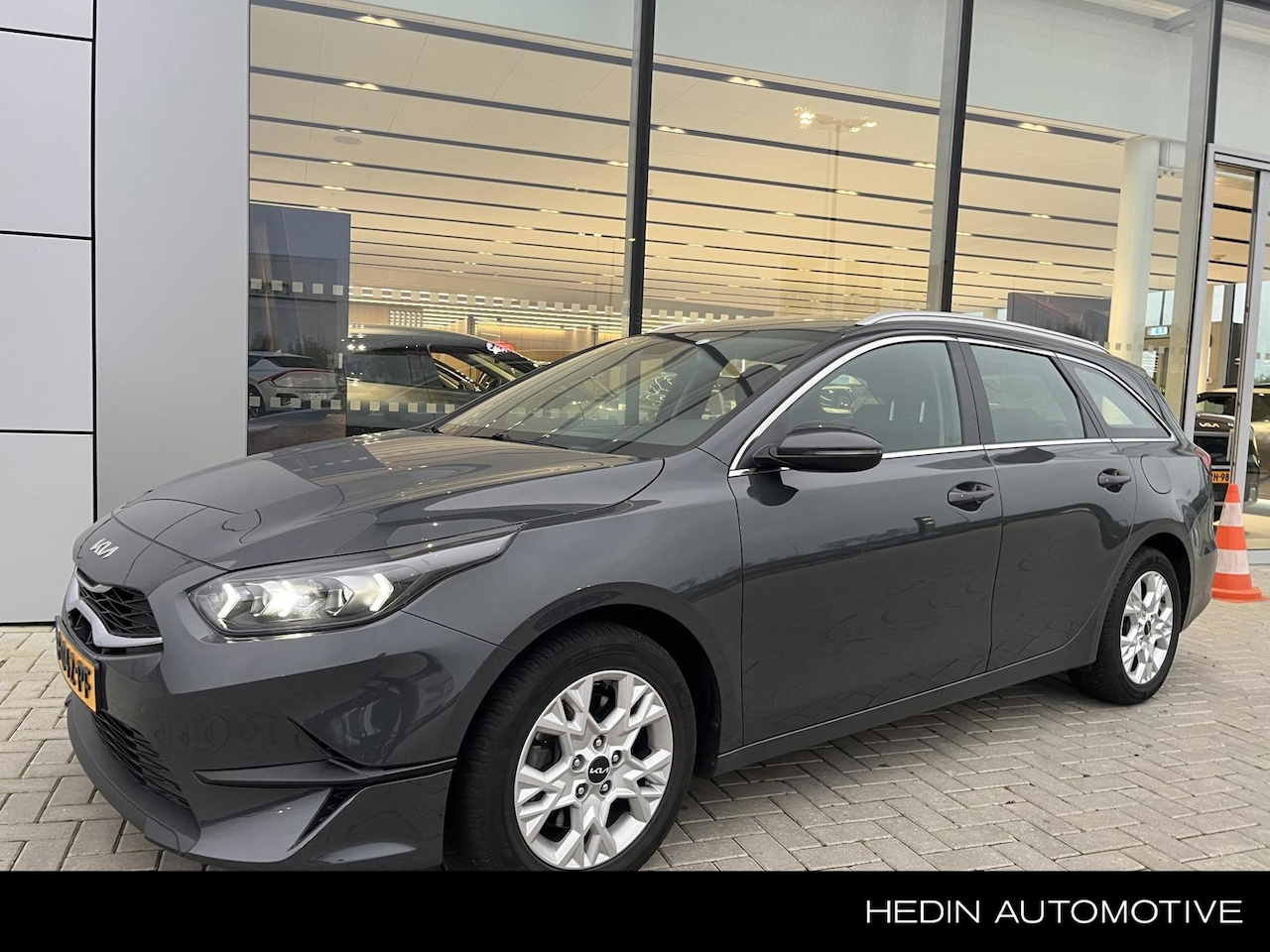 Kia Cee'd Sportswagon - Ceed 1.0 T-GDi DynamicLine | Allseason | Afn. trekhaak | Navigatie | Apple Carplay/Android - AutoWereld.nl