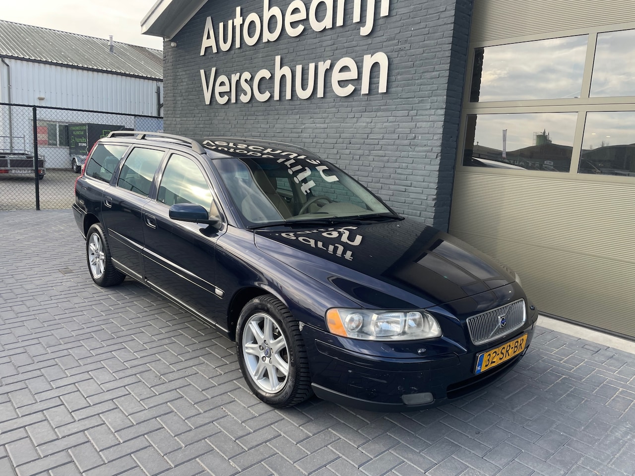 Volvo V70 - 2.0T Edition II automaat trekhaak stoelverwarming - AutoWereld.nl