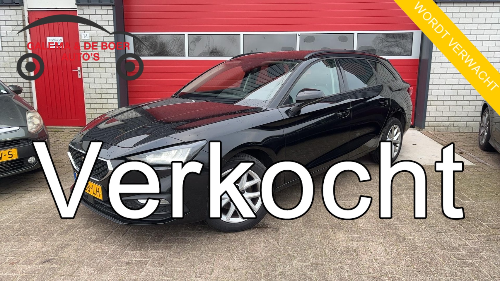 SEAT Leon Sportstourer - 1.0 TSI Style Business Intense TREKHAAK / FULL LED / CAMERA / CARPLAY / ACC / DAB+ / NL-AU - AutoWereld.nl