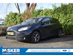 Ford Focus - 2.0 EcoB. ST-250PK ST Pack RECARO