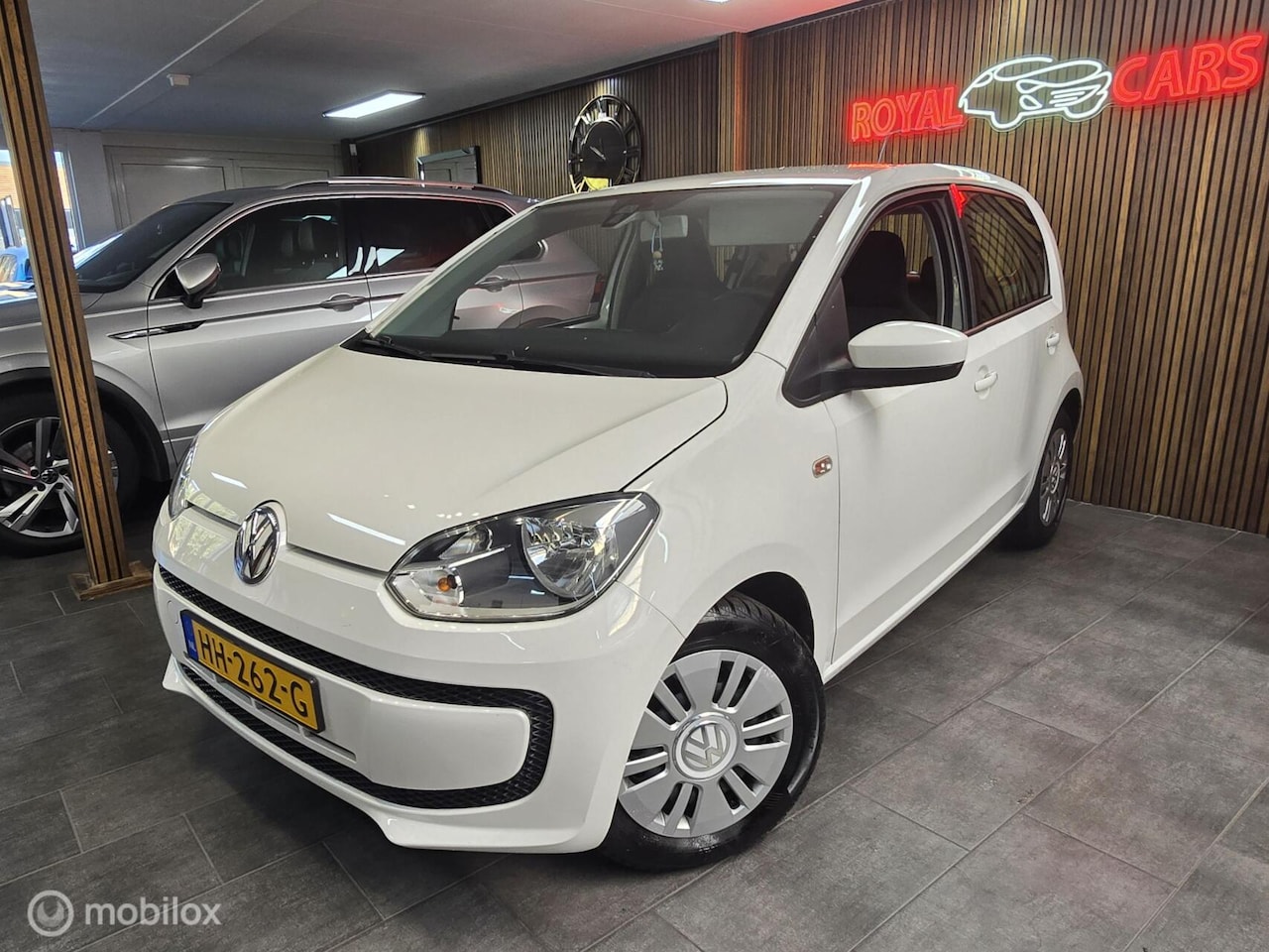 Volkswagen Up! - 1.0 up! BlueMotion/ Navigatie/ Airco - AutoWereld.nl