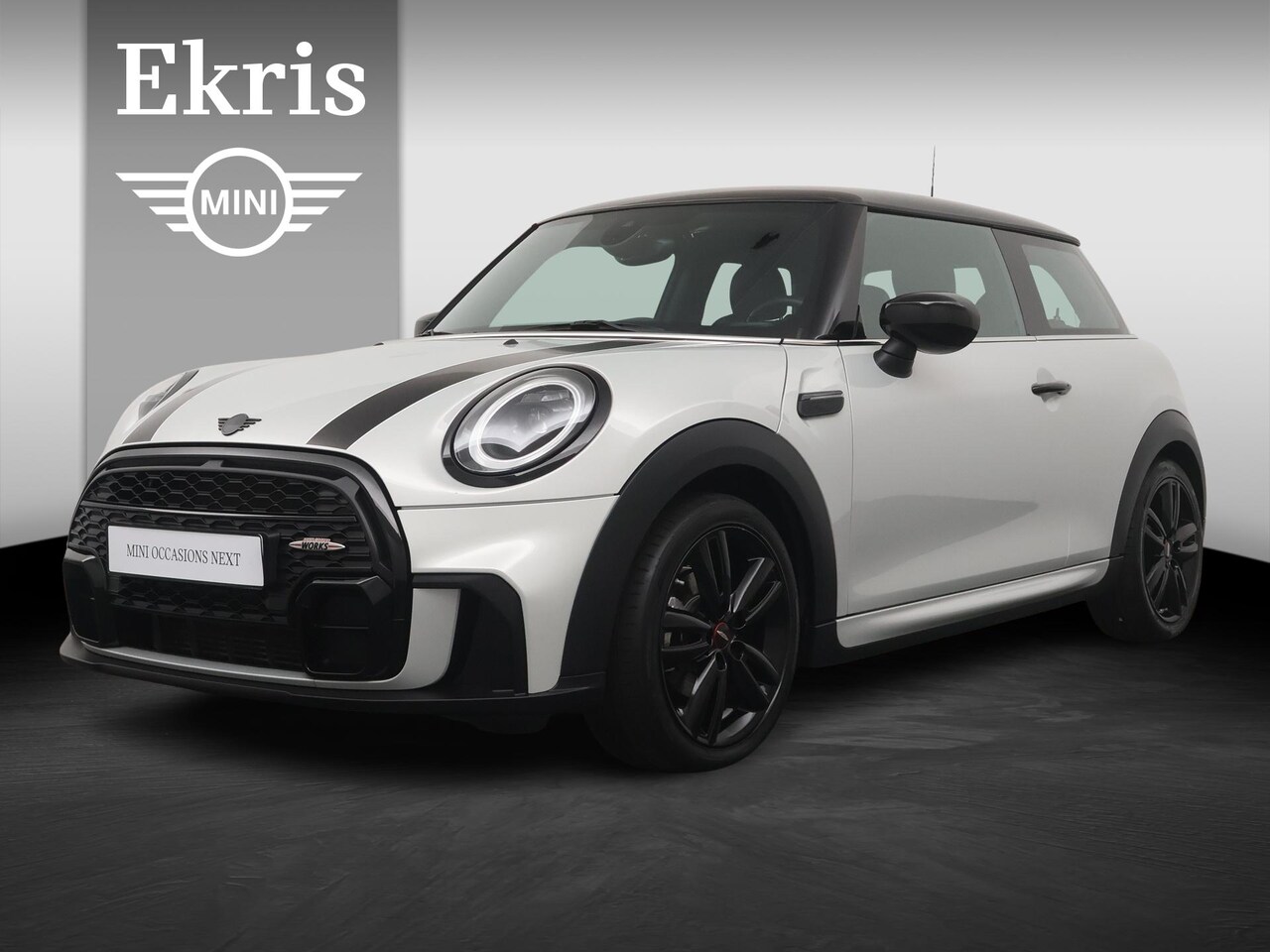 MINI Cooper - 3-deurs JCW pakket | Cruise | Achteruitrijcamera | Stoelverwarming | Comforttoegang | - AutoWereld.nl