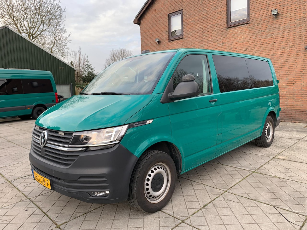 Volkswagen Transporter - 2.0 TDI L2H1 30 Automaat Dubbele Cabine - AutoWereld.nl