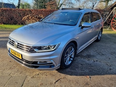 Volkswagen Passat Variant - 1.5 TSI Highline Business R Panoramadak