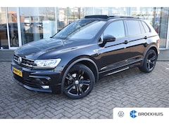 Volkswagen Tiguan - 1.5 TSI 150PK DSG-7 R-Line | TREKHAAK | PANORAMADAK | ADAPT. CRUISE | NAVIGATIE | BLACK ST
