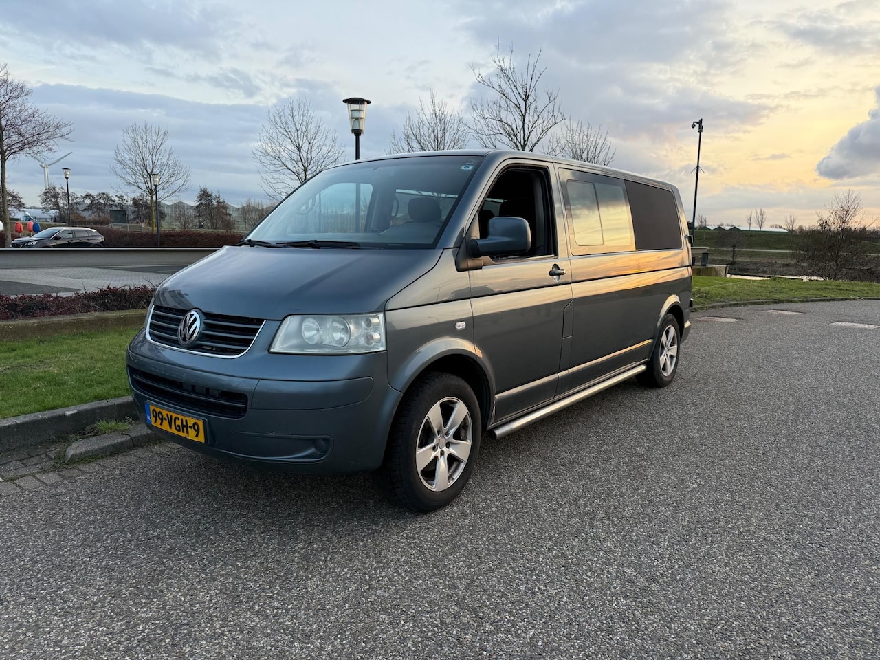 Volkswagen Transporter Caravelle - 2.5 TDI 340 Highline DC * NAP * - AutoWereld.nl