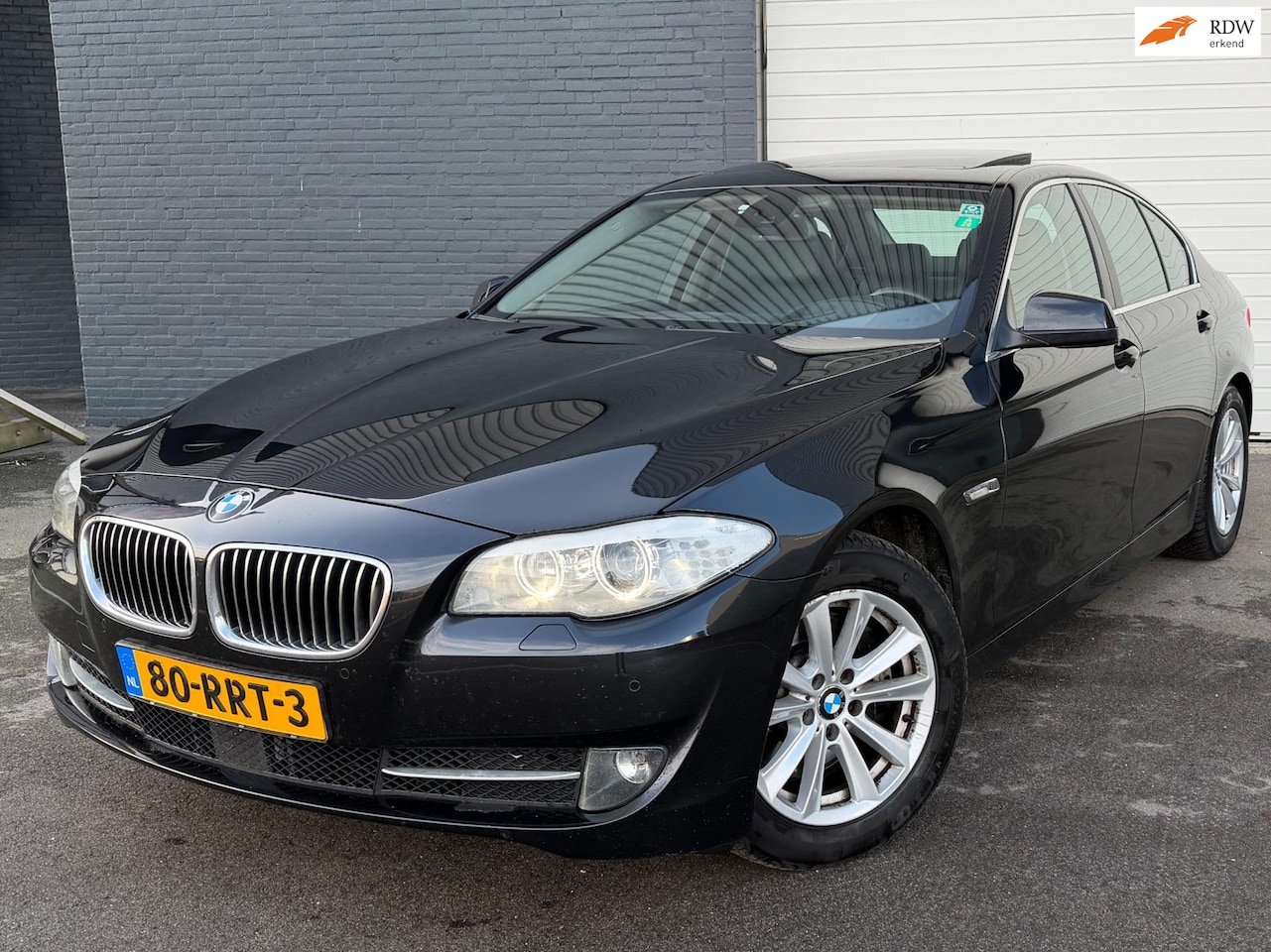 BMW 5-serie - 528i High Executive SCHUIFDAK/VOLO-H/ACC/LEDER/MEMORY - AutoWereld.nl