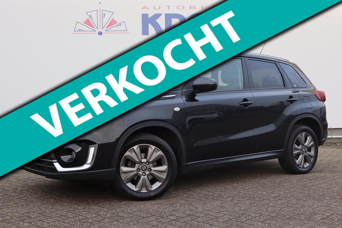 Suzuki Vitara - 1.4 Boosterjet Select I Carplay|Camera|All seasonbanden - AutoWereld.nl
