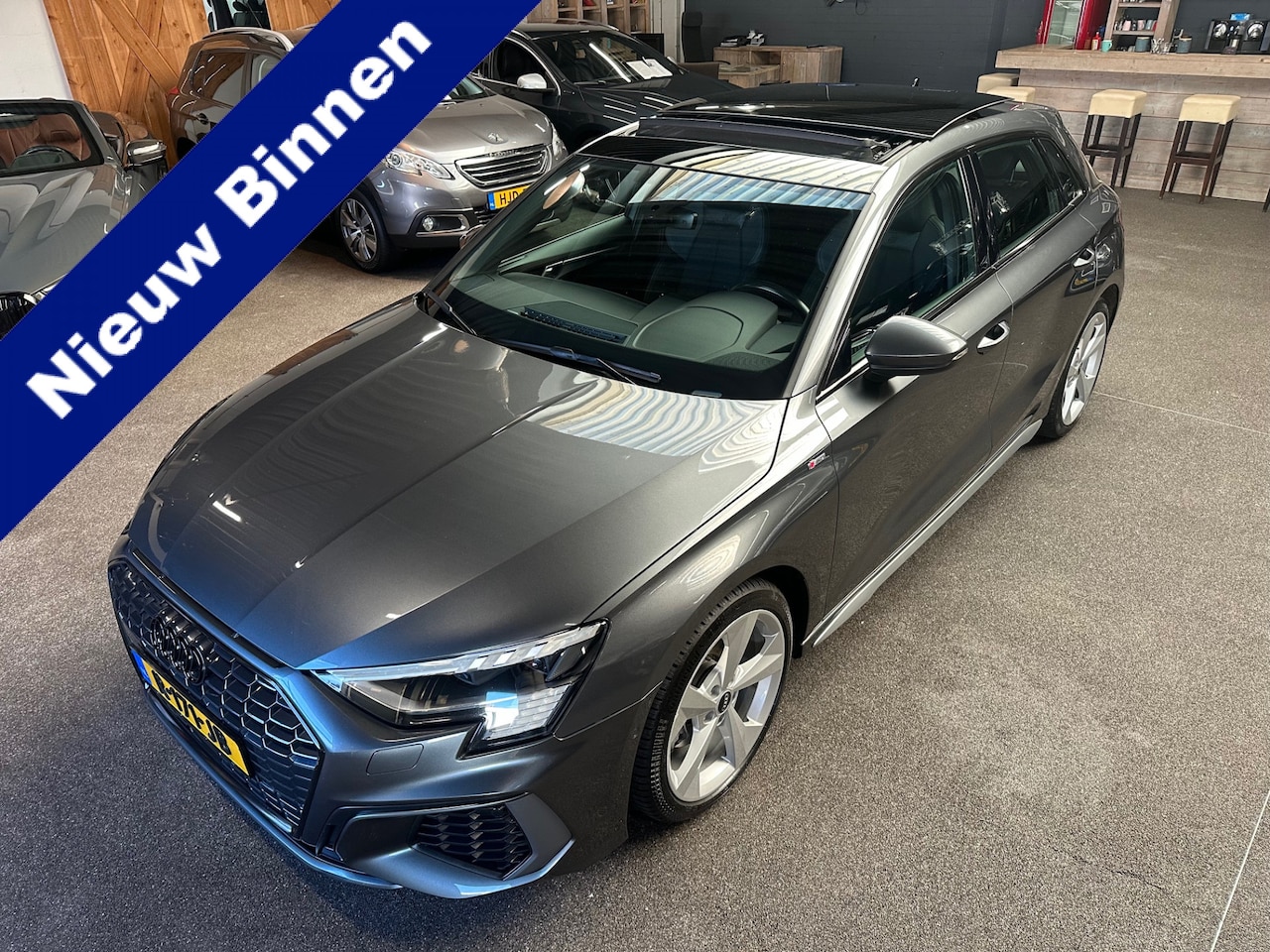 Audi A3 Sportback - 35 TFSI 3X S-LINE *PANODAK*CARPLAY*FLIPPERS*STOEL VERW*FULL OPTION* - AutoWereld.nl