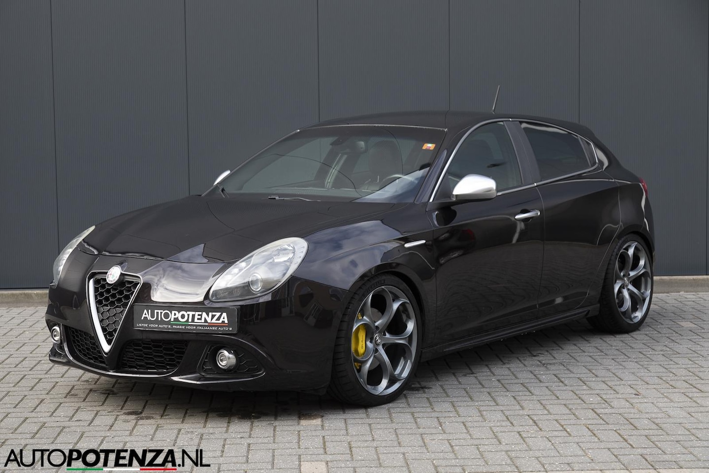 Alfa Romeo Giulietta - 1.4 T Distinctive Leder Cruise 19" TCT - AutoWereld.nl