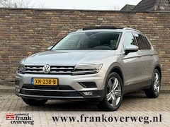 Volkswagen Tiguan - 1.5 TSI DSG HIGHLINE Panodak Trekhaak Virtueel