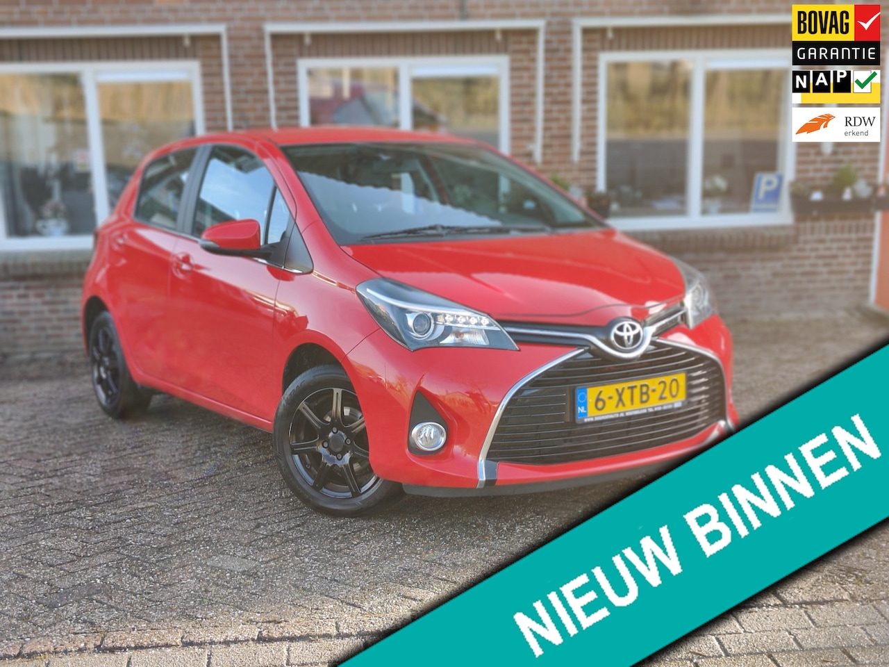 Toyota Yaris - 1.3 VVT-i Lounge Clima Cruise Navi Camera LMV - RIJKLAAR - - AutoWereld.nl