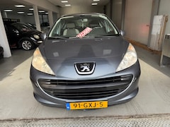 Peugeot 207 - 1.4 Cool 'n Blue