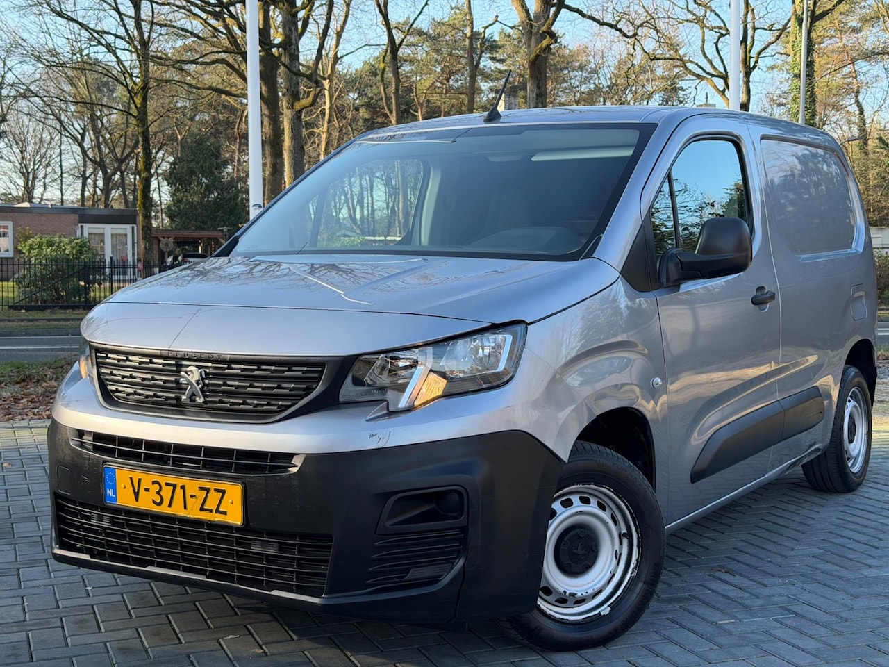 Peugeot Partner - 1.6 BlueHDI Pro/Airco/Cruise/Elekt. Raam/NAP - AutoWereld.nl