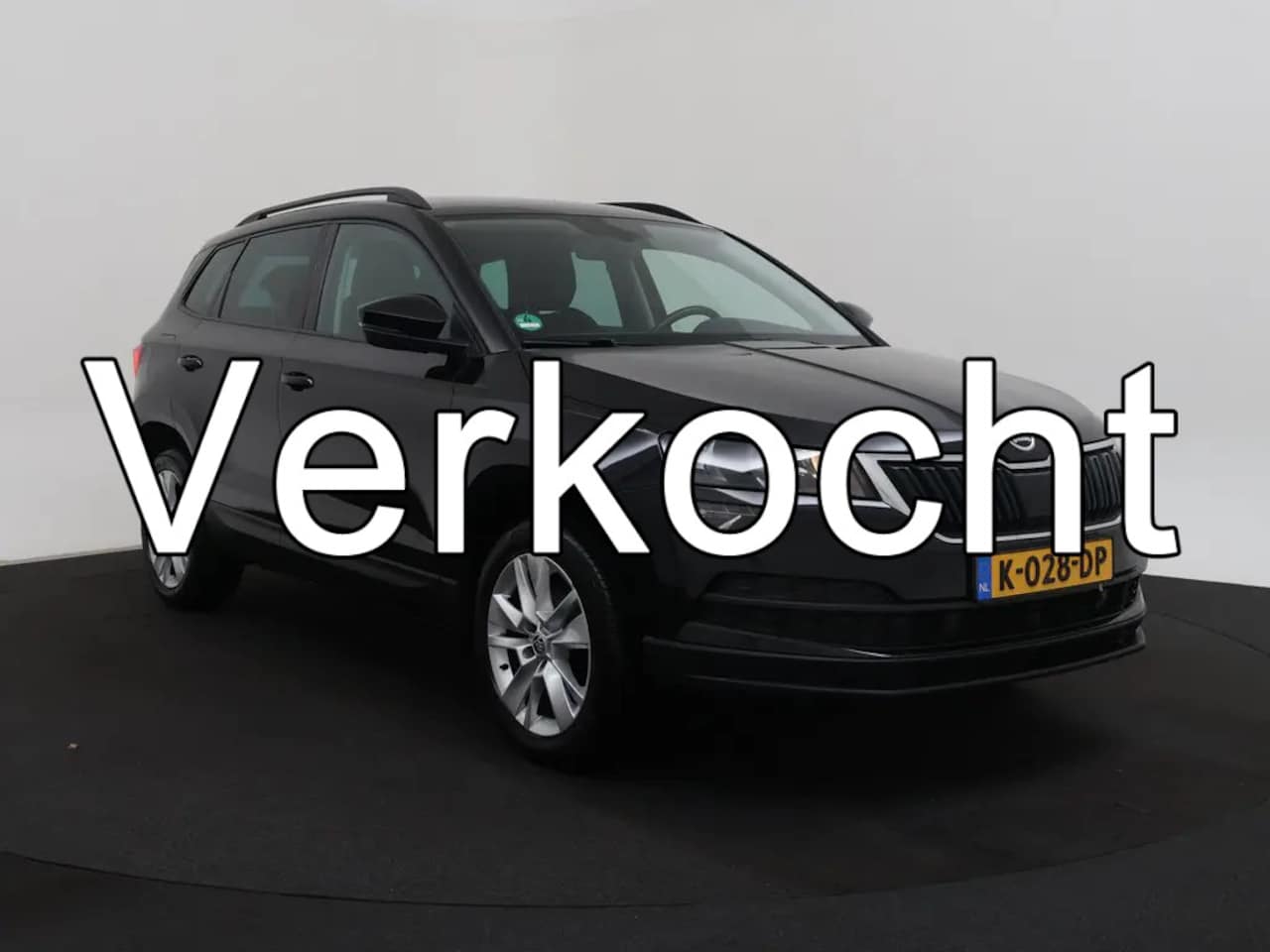 Skoda Karoq - 1.5 TSI ACT Business Edition Autom Navi Pdc Ecc T-haak Bj:2020 - AutoWereld.nl