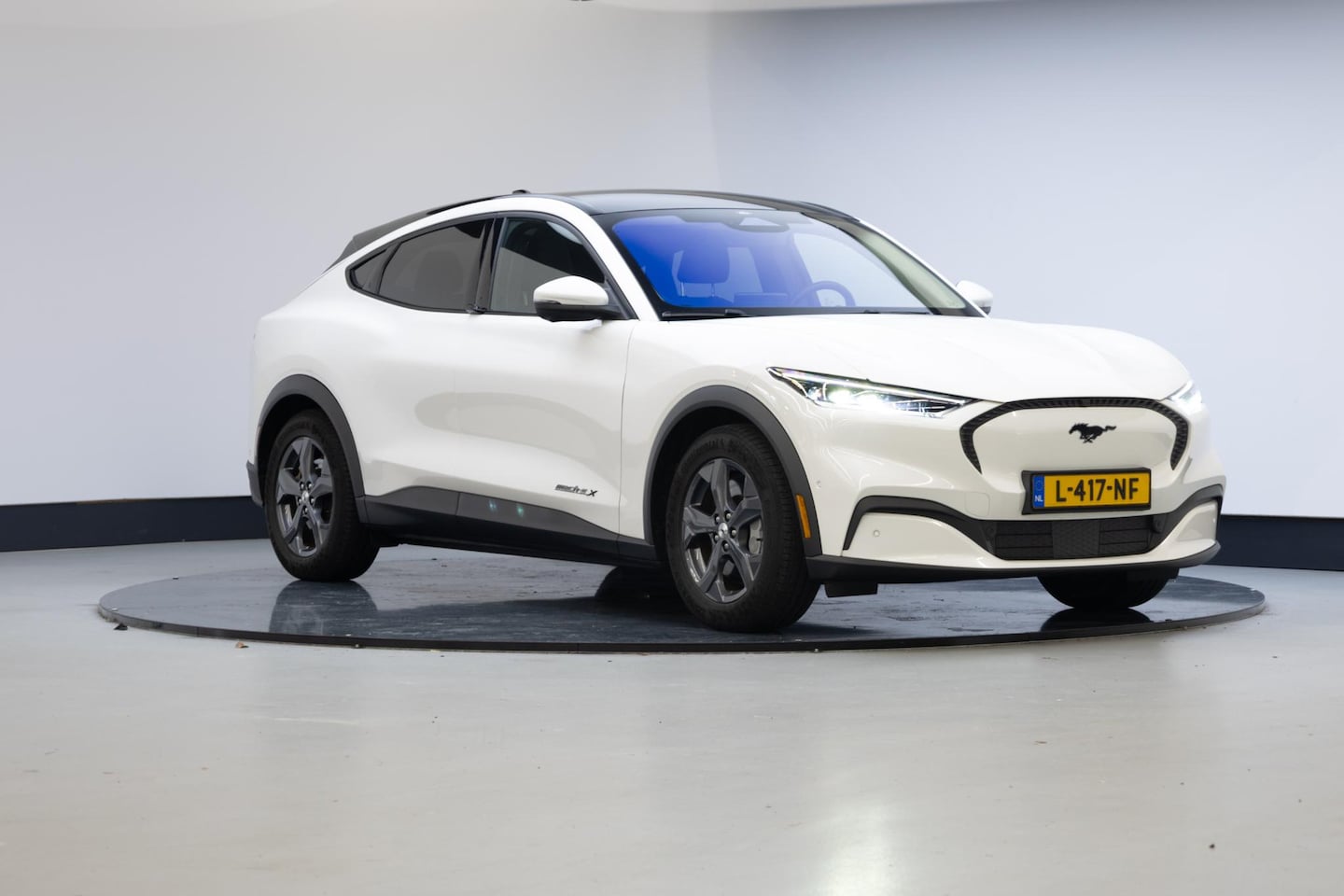 Ford Mustang Mach-E - Extended RWD 98 kWh - AutoWereld.nl