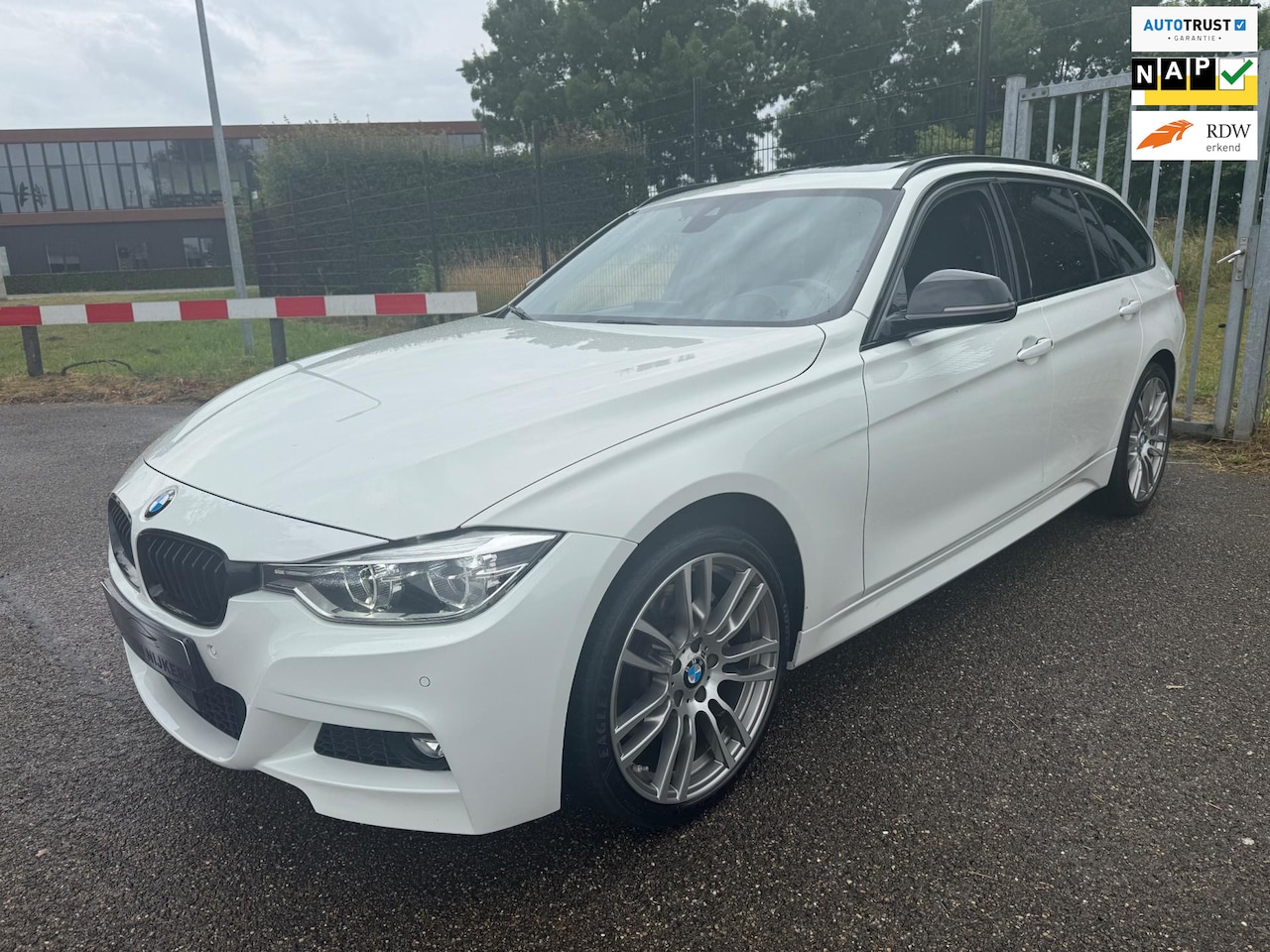 BMW 3-serie Touring - 340i High Exe LCI M Sport Pano Performance ACC Head Up - AutoWereld.nl