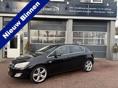 Opel Astra - 1.6 Cosmo 116pk bj 2010 Automaat sportief