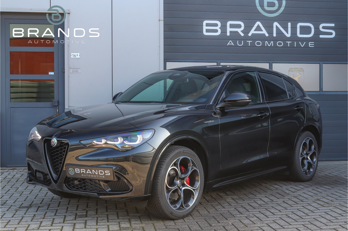 Alfa Romeo Stelvio - 2.0 Veloce Q4 1e eig Vol opties 280PK Facelift Garantie - AutoWereld.nl