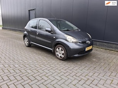 Toyota Aygo - 1.0-12V +