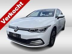 Volkswagen Golf - 1.4 eHybrid 204pk Style DSG Automaat App-connect / Parkeersensoren / Best. stoel el. verst
