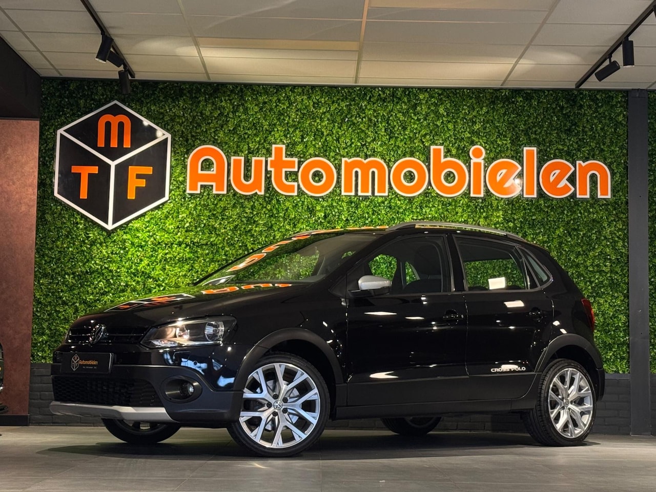 Volkswagen Polo - 1.2 TSI Cross 110 PK |FACELIFT|PDC|DEALER oh. - AutoWereld.nl