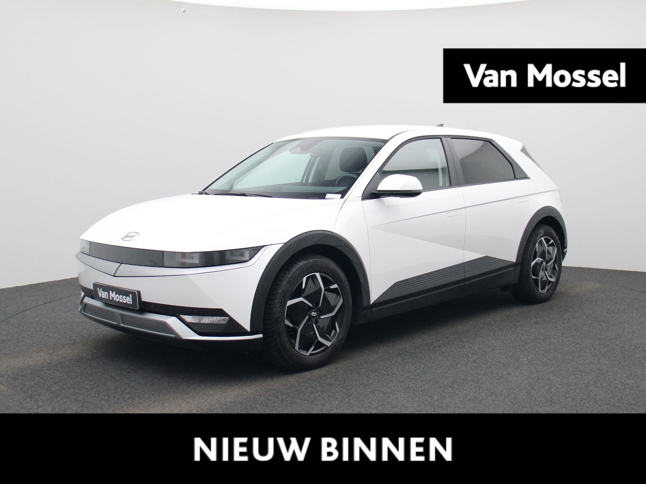 Hyundai IONIQ 5 - Core | Automaat | Apple Carplay / Android Auto | Navigatie | Climate control | Parkeer sen - AutoWereld.nl