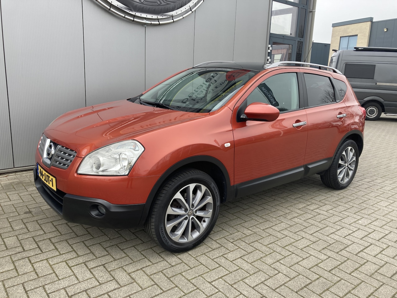 Nissan Qashqai - 1.6 Acenta Trekhaak | Panoramadak | Navigatie | Blue tooth | Cruise contr | NAP - AutoWereld.nl