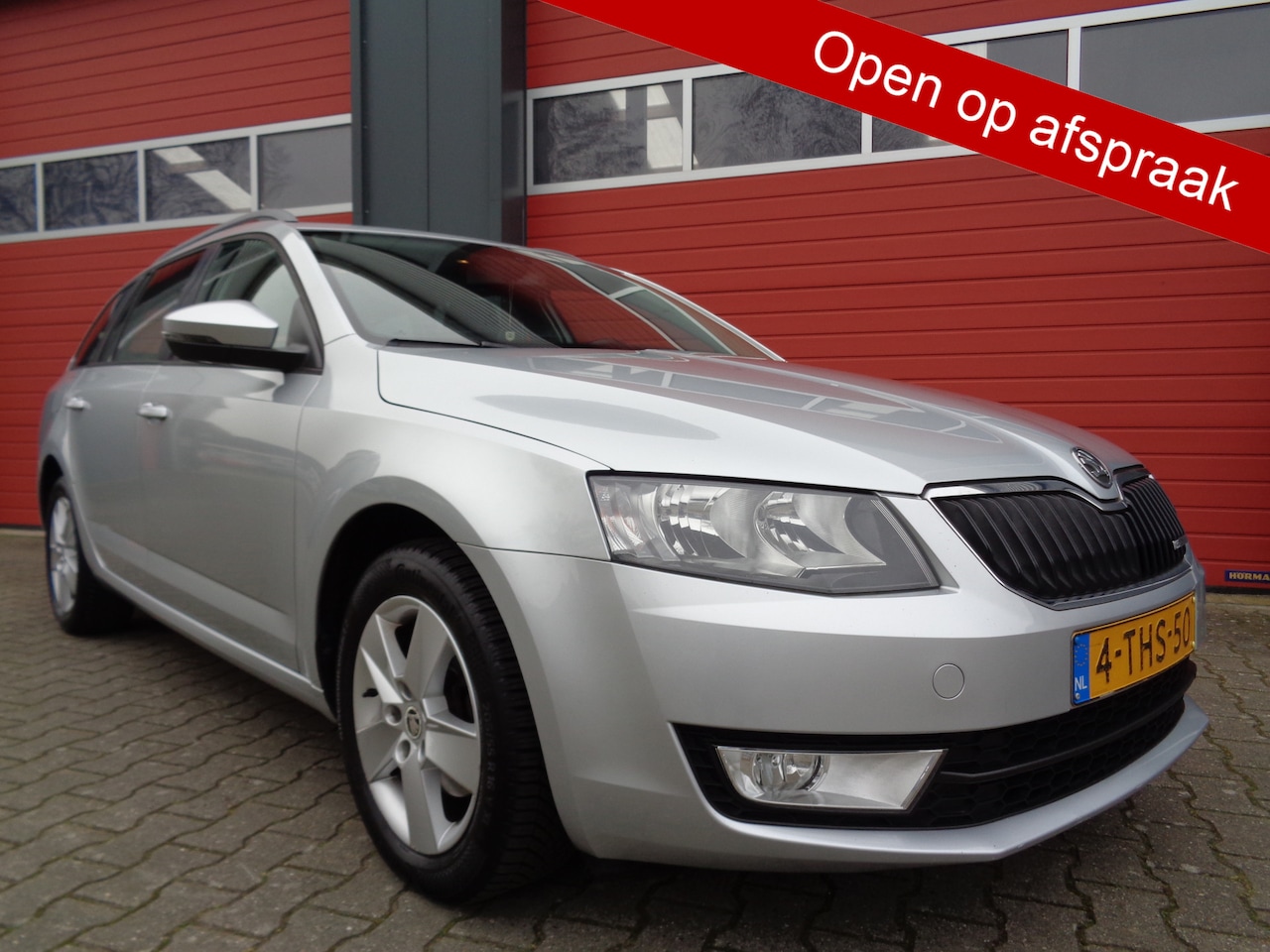 Skoda Octavia Combi - 1.6 TDI Greenline Businessline 110PK Navi Clima Cruise LMV NL-Auto 2E-Egenaar !!! - AutoWereld.nl