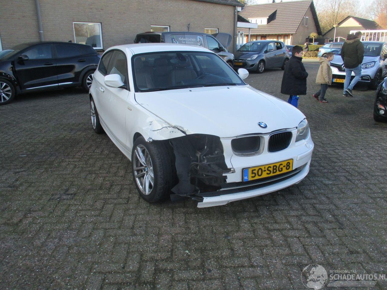 BMW 1-serie - 116d Corp.BnsLine REST BPM 450 EURO !!!!!! - AutoWereld.nl