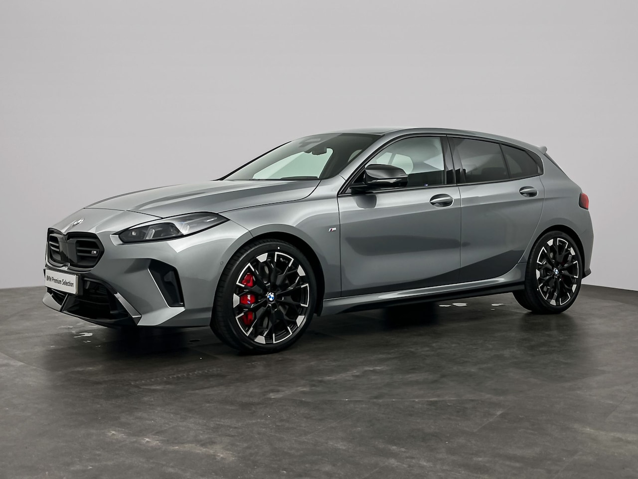 BMW 1-serie - M135 xDrive | M-Sportstoelen | Head Up Display | Driving Assistant Professional | Comfort - AutoWereld.nl