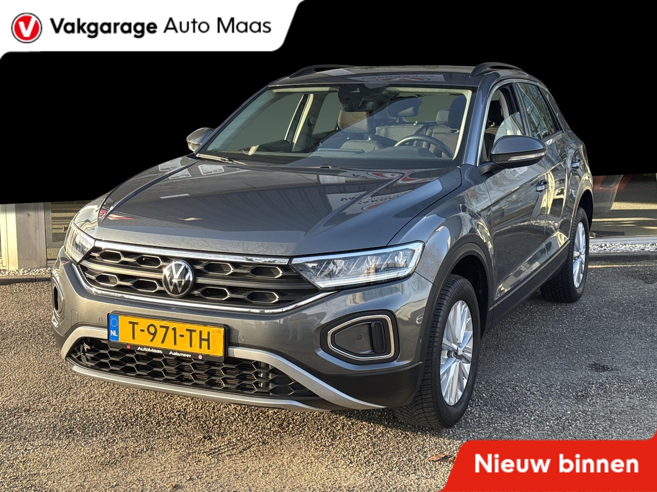 Volkswagen T-Roc - 1.0 TSI Life Navi/ Pakeersensoren/ Carplay/ Airco/ 1e eigenaar - AutoWereld.nl
