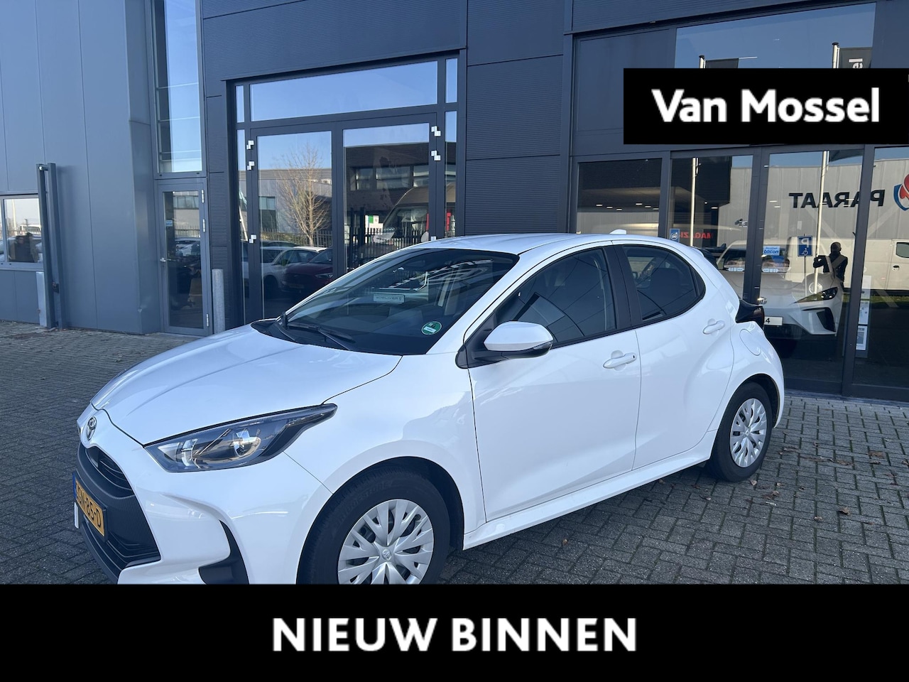Toyota Yaris - 1.5 Hybrid 115 Comfort - AutoWereld.nl
