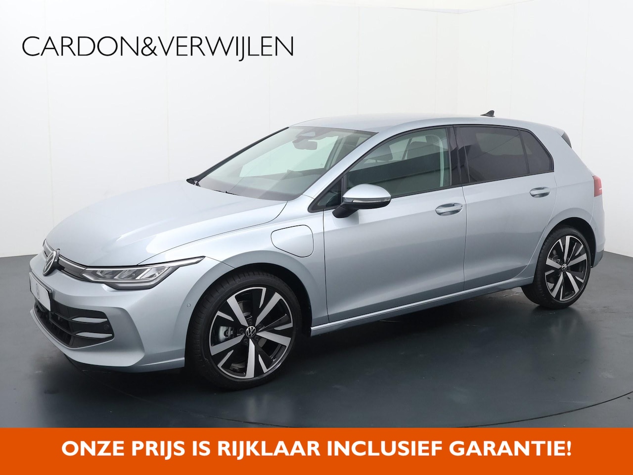 Volkswagen Golf - 8 Life Edition 1.5 eHybrid 150 kW / 204 PK DSG | Stoel- & stuurwielverwarming | - AutoWereld.nl