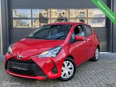 Toyota Yaris - 1.0 VVT-i Active | Vele opties | Camera | met beurt